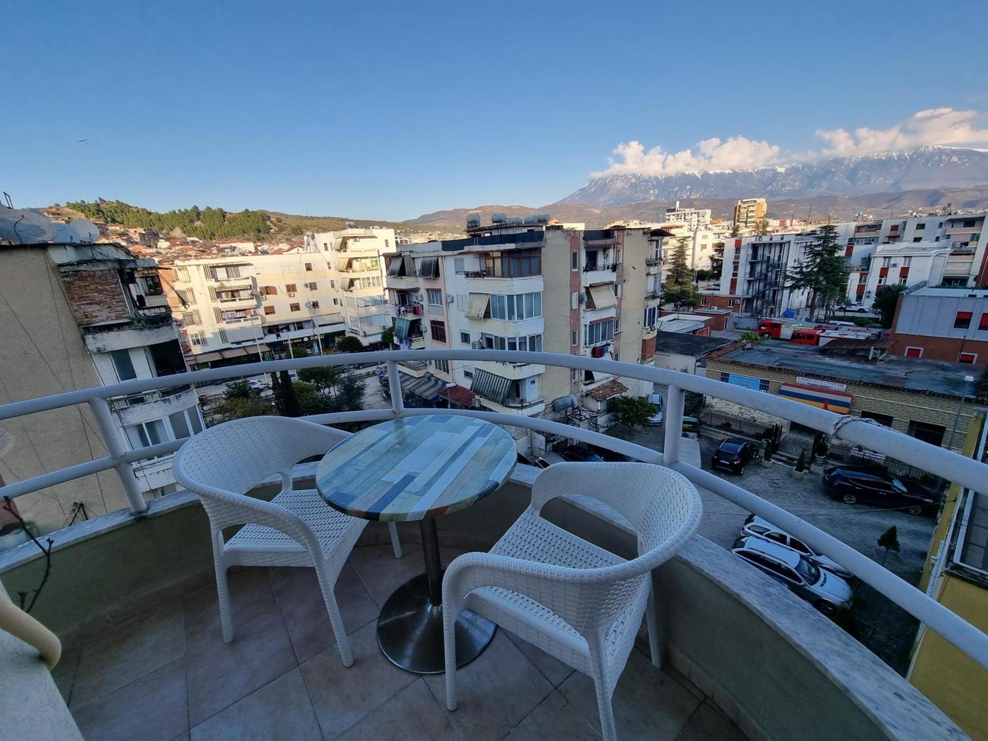 Kc Apartment Berat Kültér fotó